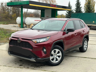 Продам авто Toyota Rav 4 2021год