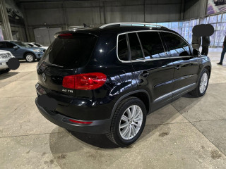 Продам авто Volkswagen Tiguan