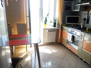 Сдается двухкомнатная квартира в Кировском районе на широком