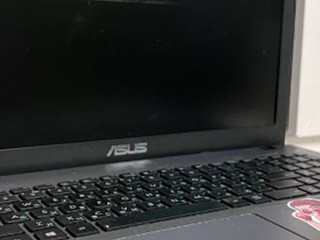 Ноутбук Asus X550V