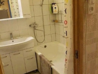 Сдаётся 1-комнатная квартира на площади Бакинских Комиссаров, Куйбышевский район.