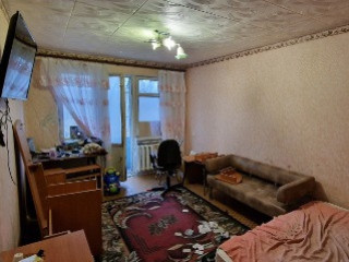 Продаю 2 - х комнатную квартиру. РЕВЯКИНА