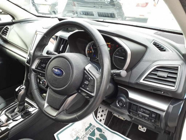 xetcbek-subaru-impreza-sports-kuzov-gt7-modifikaciya-20i-s-eyesite-gv-2018-4wd-big-6