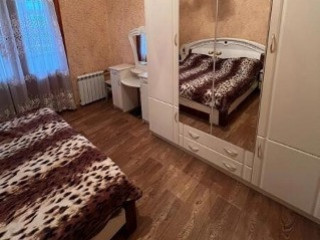 Продаю 2 - х комнатную квартиру, Зеленый, Макеевка