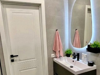 Срочно сдадим на длительны срок светлую, уютную однушку в центре Ворошиловского р-на.