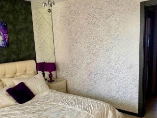 Сдается 2-х ком студия в Калининском р-не на Марабуште, ул.Шахтостроителей 24.