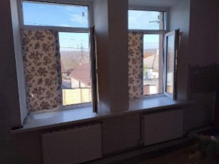 Продаю 2 - х комнатную квартиру на земле. ул. Тульская, Макеевка