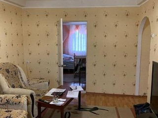 Продаю 4 - х комнатную квартиру. пр. Партизанский