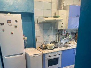 Продаю 2 - х комнатную квартиру, остановка "Гараж", Макеевка