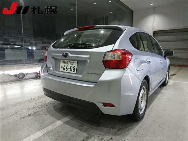 xetcbek-subaru-impreza-sports-kuzov-gp3-modifikaciya-16i-gv-2016-4wd-big-1