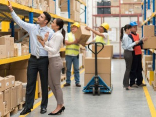 Заведующий продуктовым складом