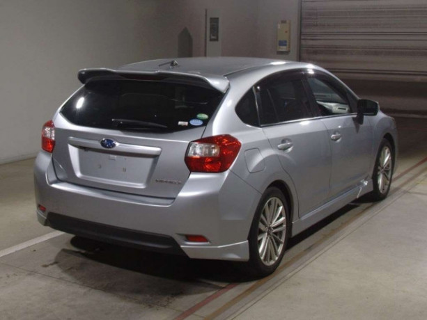 xetcbek-subaru-impreza-sports-kuzov-gp6-modifikaciya-20i-s-gv-2015-big-1