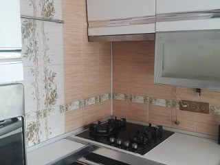 Продаю 3 - х комнатную квартиру, ул. Героев Труда.