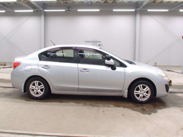 sedan-subaru-impreza-g4-kuzov-gj3-modifikaciya-16i-4wd-big-2