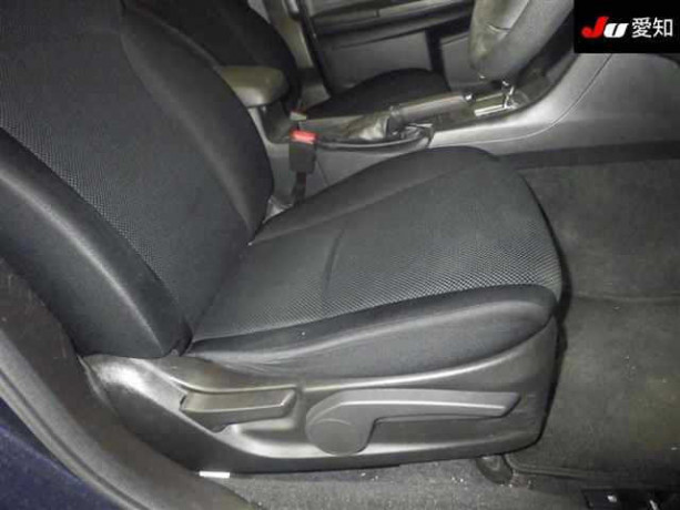 sedan-subaru-impreza-g4-kuzov-gj2-modifikaciya-16i-big-5