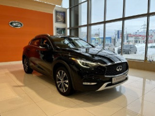 Infiniti QX30