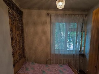 Продается 3 - х комнатная квартира, ул. Лазаренко.
