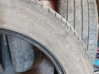 Продаю летнюю резину MICHELIN 215/60R17