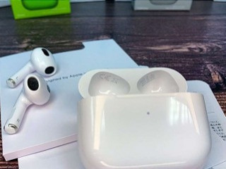 Apple AirPods 3