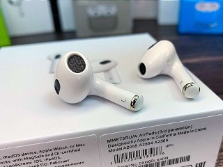 Apple AirPods 3