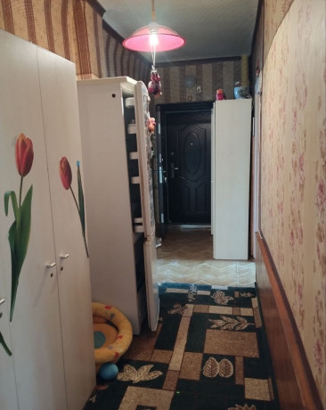 prodam-3-kom-kvartiru-na-azotnom-big-2