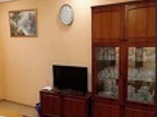 Продаю 4 - х комнатную квартиру, пл. Петровского.