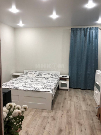 prodam-pol-doma-72m2-verxnii-kambrod-big-1