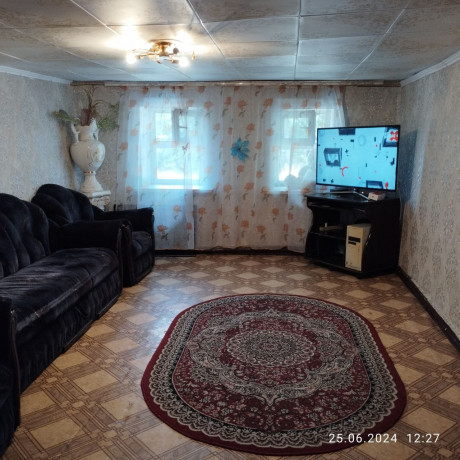 dom-v-centre-goroda-rembyttexnikacirk-udobstva-otoplenie-rovnyi-ucastok-big-0