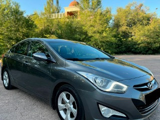 Hyundai I40