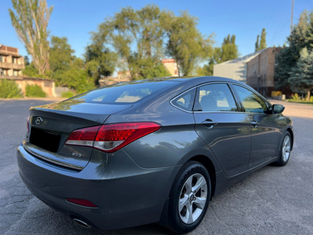 hyundai-i40-big-5