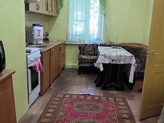 Продаю 3 - х комнатный дом, ул. Чикирисова