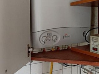 Продается 2 - х комнатная квартира, ул. Собинова
