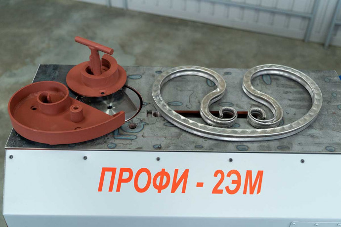 stanok-dlya-xolodnoi-kovki-profi-2em-big-0