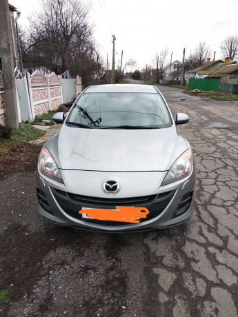 prodam-mazda-3-2011god-avtomat-big-0