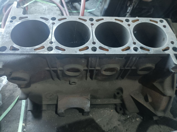 blok-cilindrov-zmz-405-gazel-volga-big-0