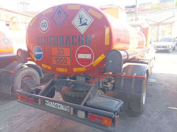 gaz-36135-011-2012-benzovoz-toplivozapravshhik-big-2