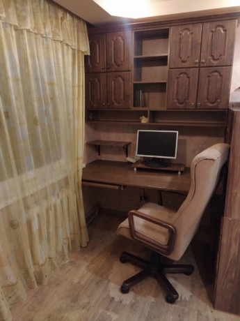 prodam-3-x-komnatnuyu-kvartiru-v-gorode-lugansk-kvartal-volkova-big-6