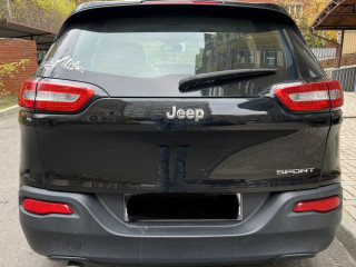 Продам Jeep Cherokee