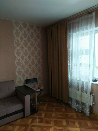sdayotsya-1-komnatnaya-kvartira-po-universitetskoi-vorosilovskii-raion-big-1