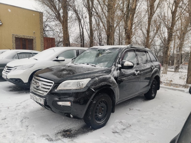 lifan-lifan-x60-2013g-big-0