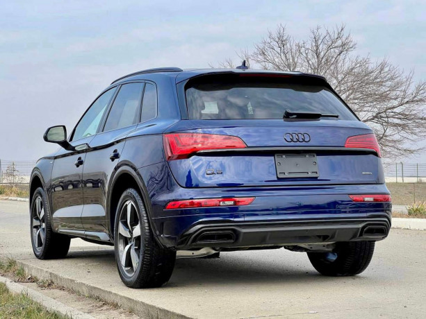 audi-q5-cistyi-2022-god-s-line-black-edition-45-tfsi-20-benzin-quattro-big-1