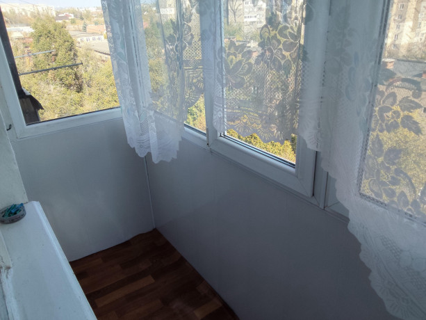 1-komn-kvartira-18-m2-vtoricka-99-et-kalininskii-rn-big-0