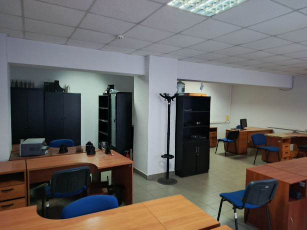 sdaetsya-ofisnoe-pomeshhenie-750m2-v-glugansk-big-4