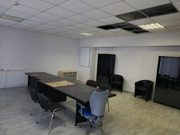 sdaetsya-ofisnoe-pomeshhenie-750m2-v-glugansk-big-1