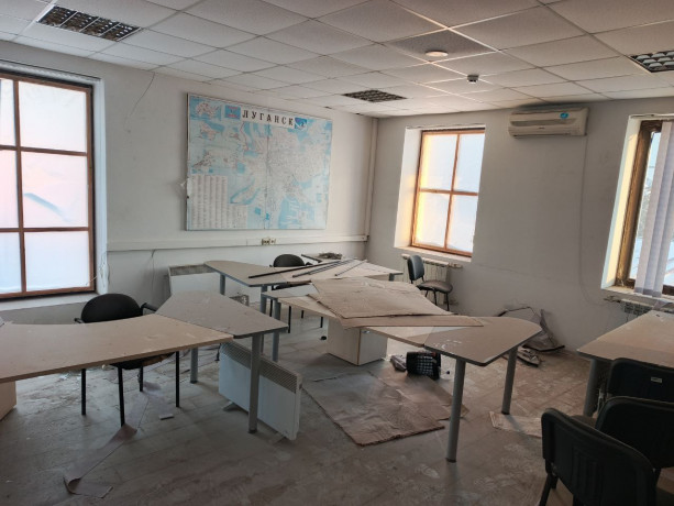 sdaetsya-ofisnoe-pomeshhenie-750m2-v-glugansk-big-7