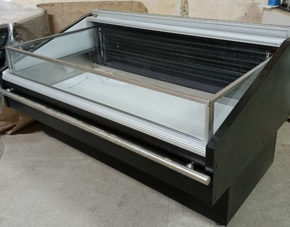 prodam-novye-xolodilnye-vitriny-i-morozilnyi-lar-big-0