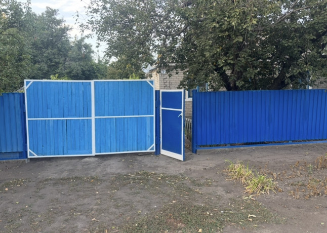 prodam-dom-s-krasnopole-big-0