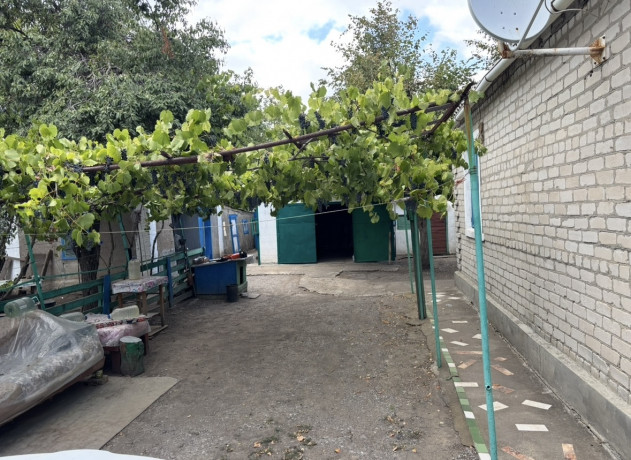 prodam-dom-s-krasnopole-big-2