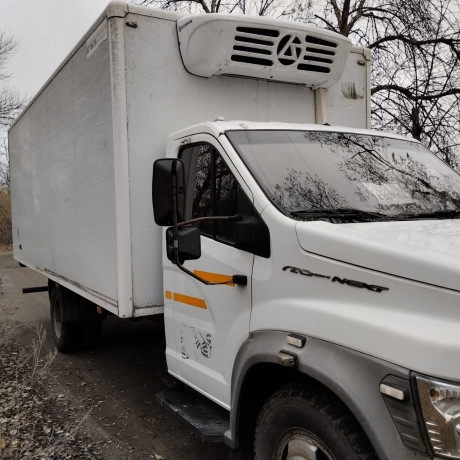 prodam-gruzovoi-avtomobil-refrizerator-gaz-279954-big-0