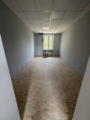 arenda-ofisnogo-pomeshheniya-v-pyati-minutax-ot-centra-makeevki-big-2